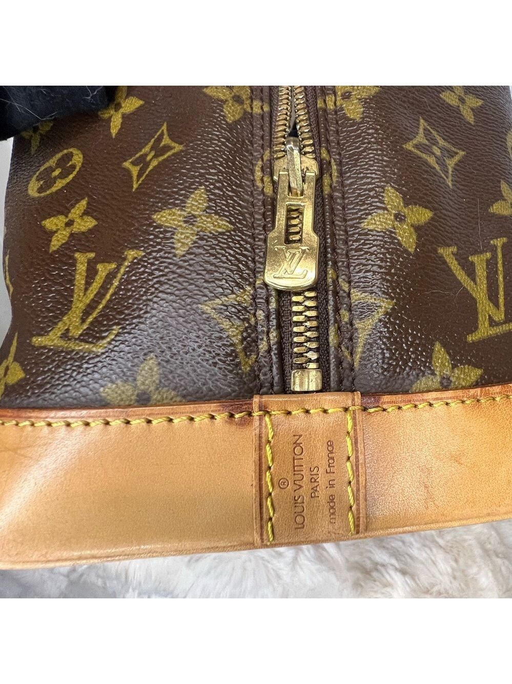 ❤️ LOUIS VUITTON “HOST PICK” MONOGRAM ALMA PM - Picture 7 of 16